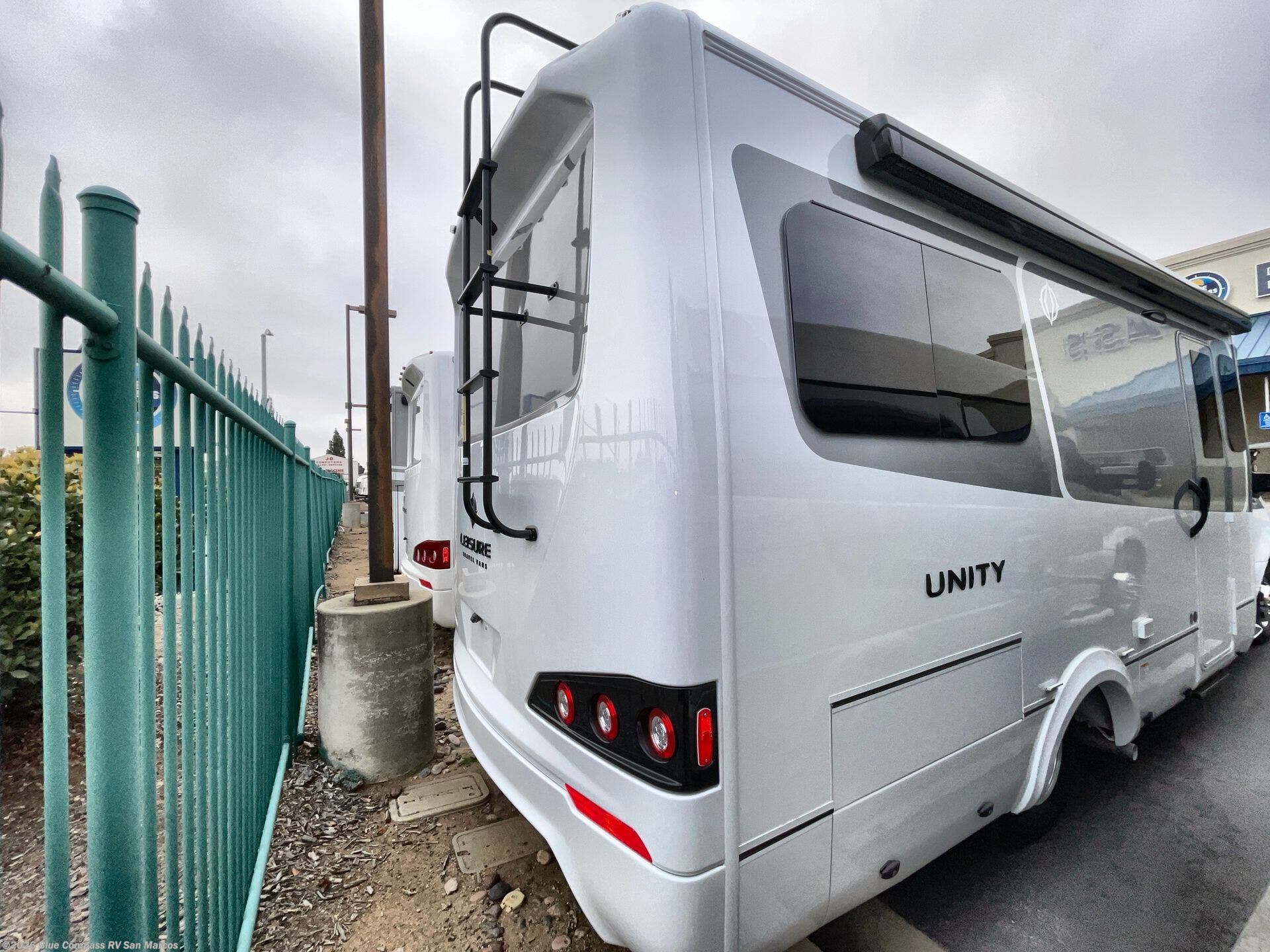 New 2026 Leisure Travel Unity U24RL available in San Marcos, California