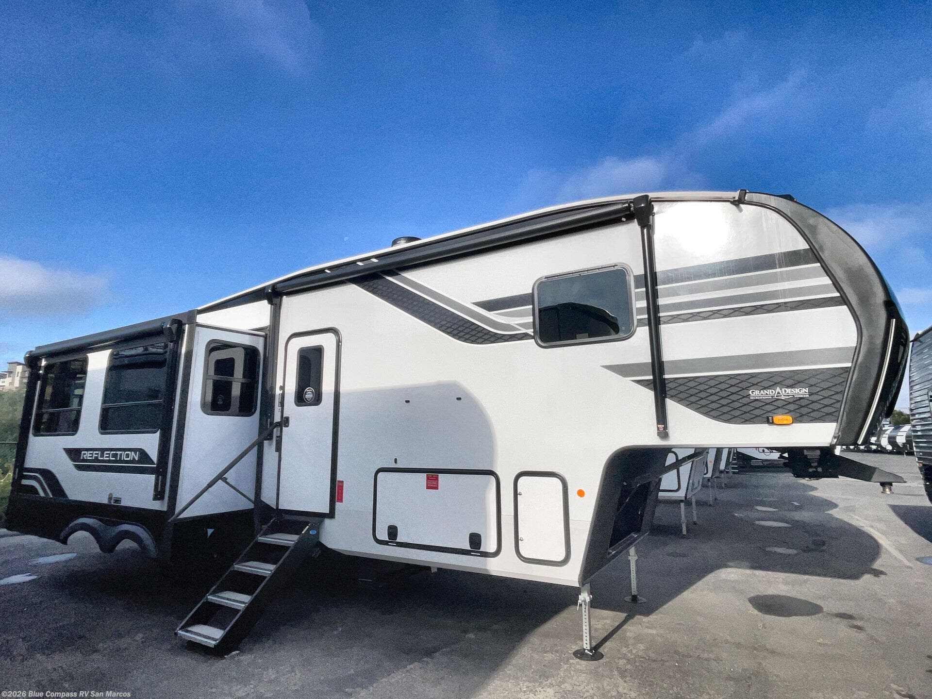 2026 Reflection 303RLS by Grand Design from Blue Compass RV San Marcos in San Marcos, California