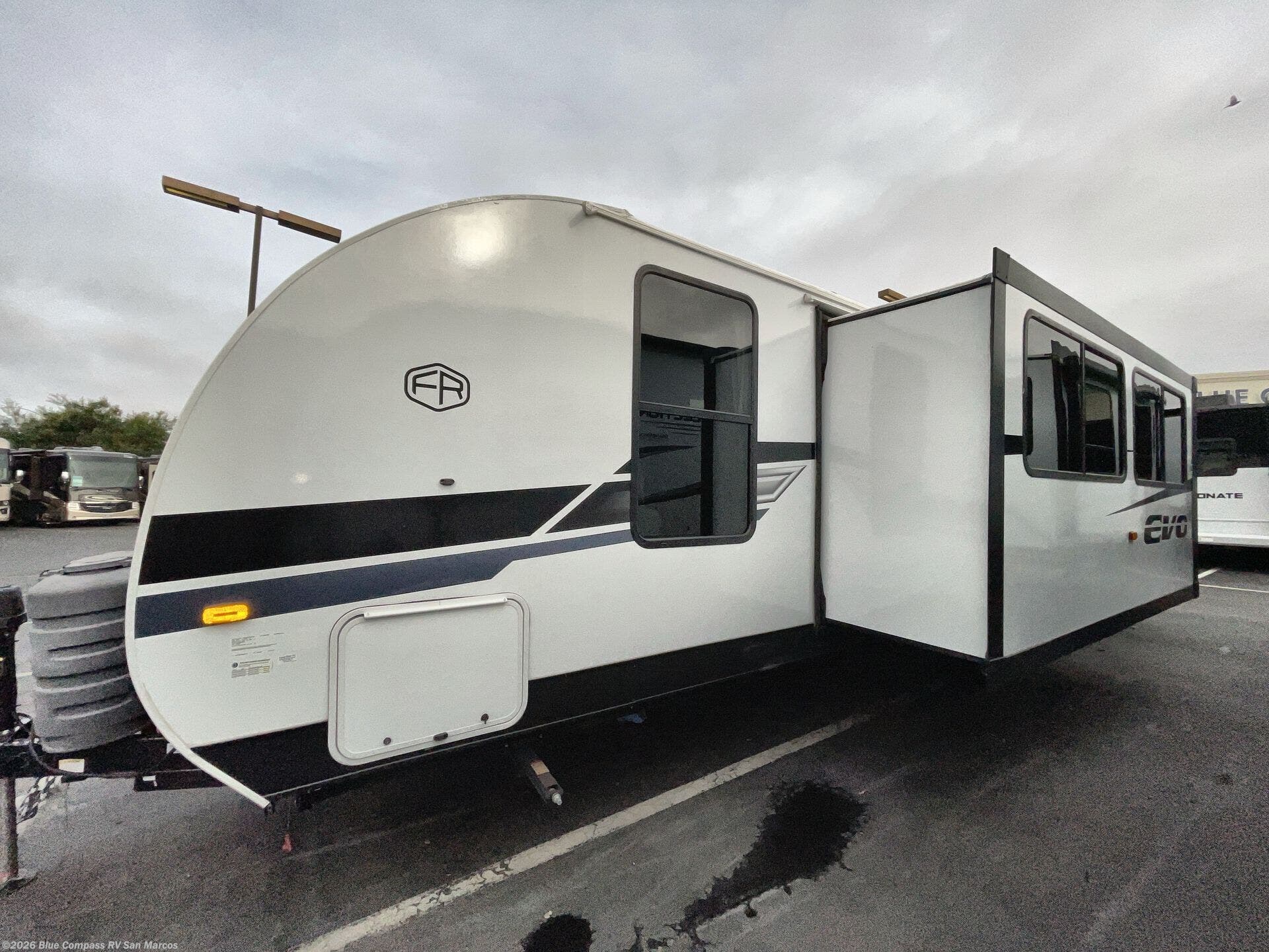 Used 2025 Forest River EVO Lite 2700BHX available in San Marcos, California