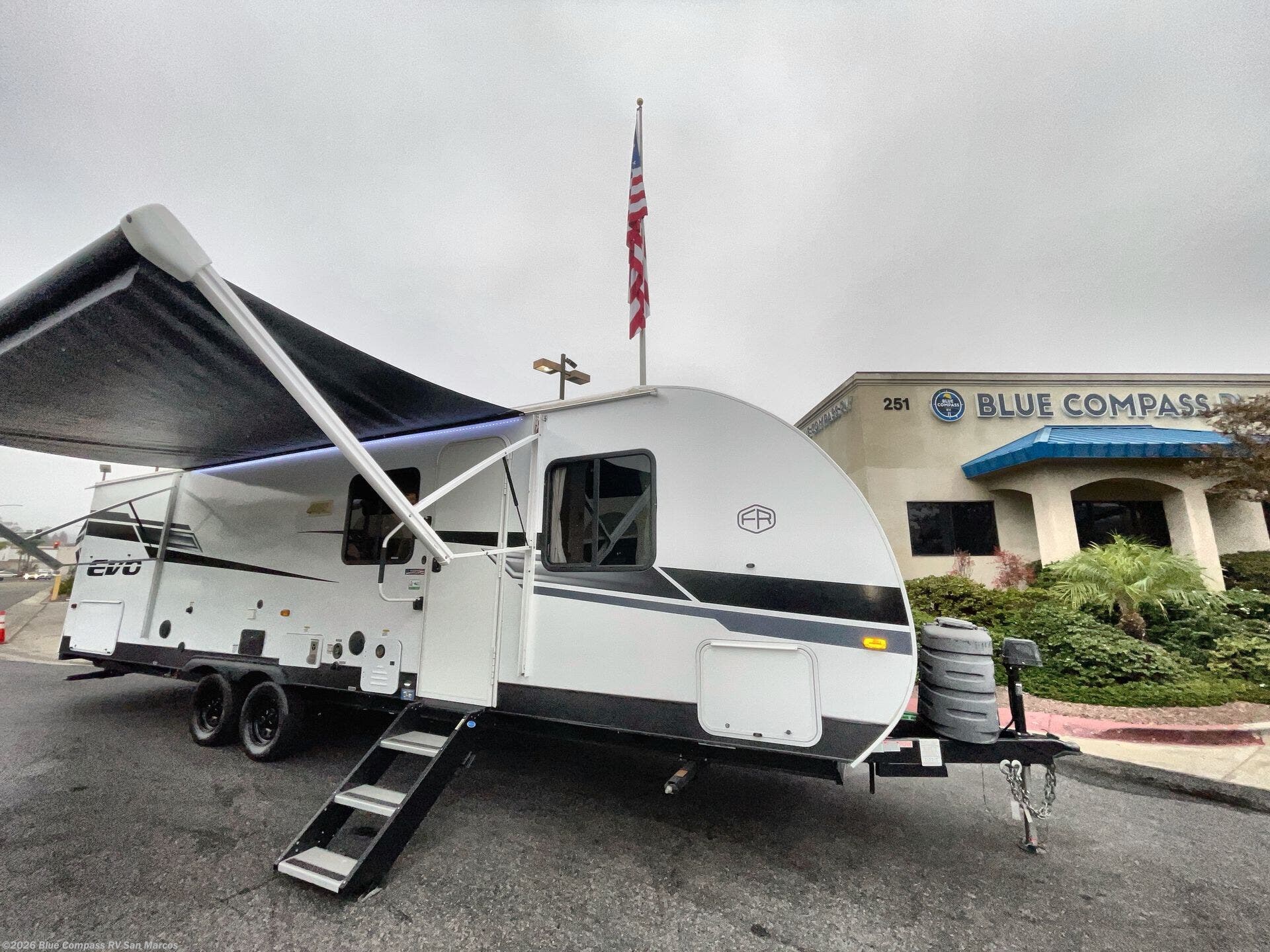 2025 EVO Lite 2700BHX by Forest River from Blue Compass RV San Marcos in San Marcos, California