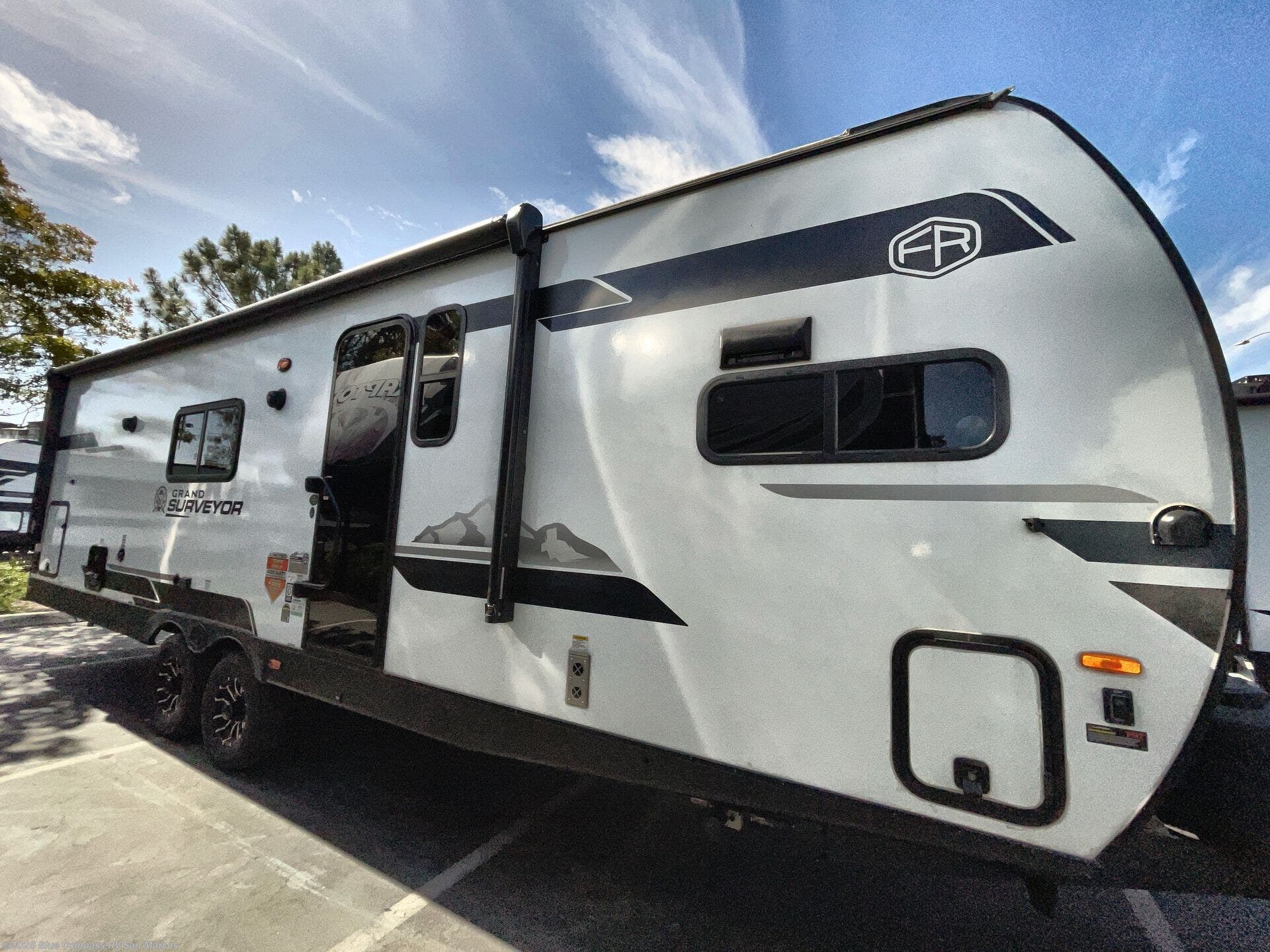 2025 Forest River Surveyor 268FKBS - Used Travel Trailer For Sale by Blue Compass RV San Marcos in San Marcos, California
