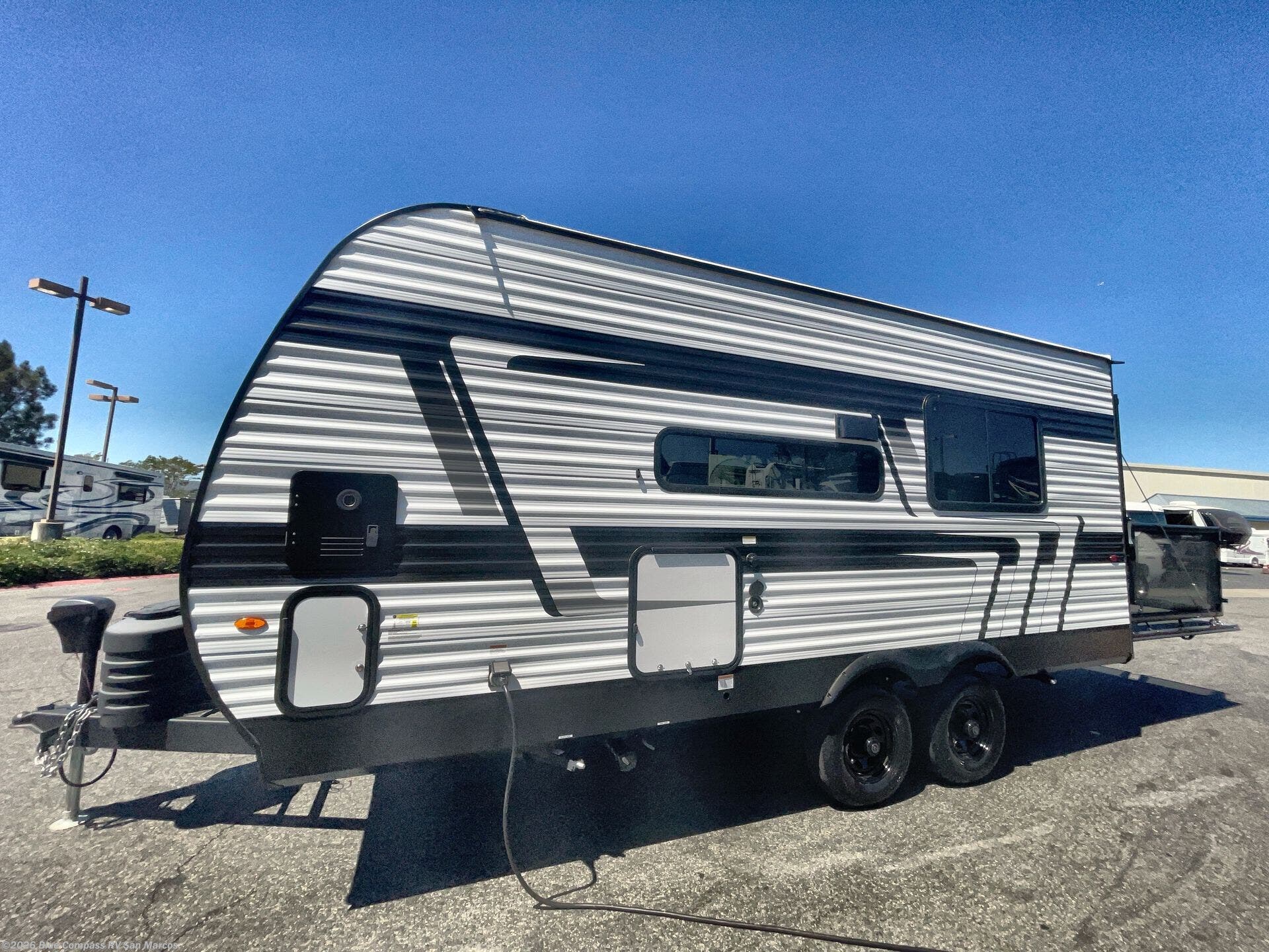 New 2026 Grand Design Momentum MAV 17MAV available in San Marcos, California