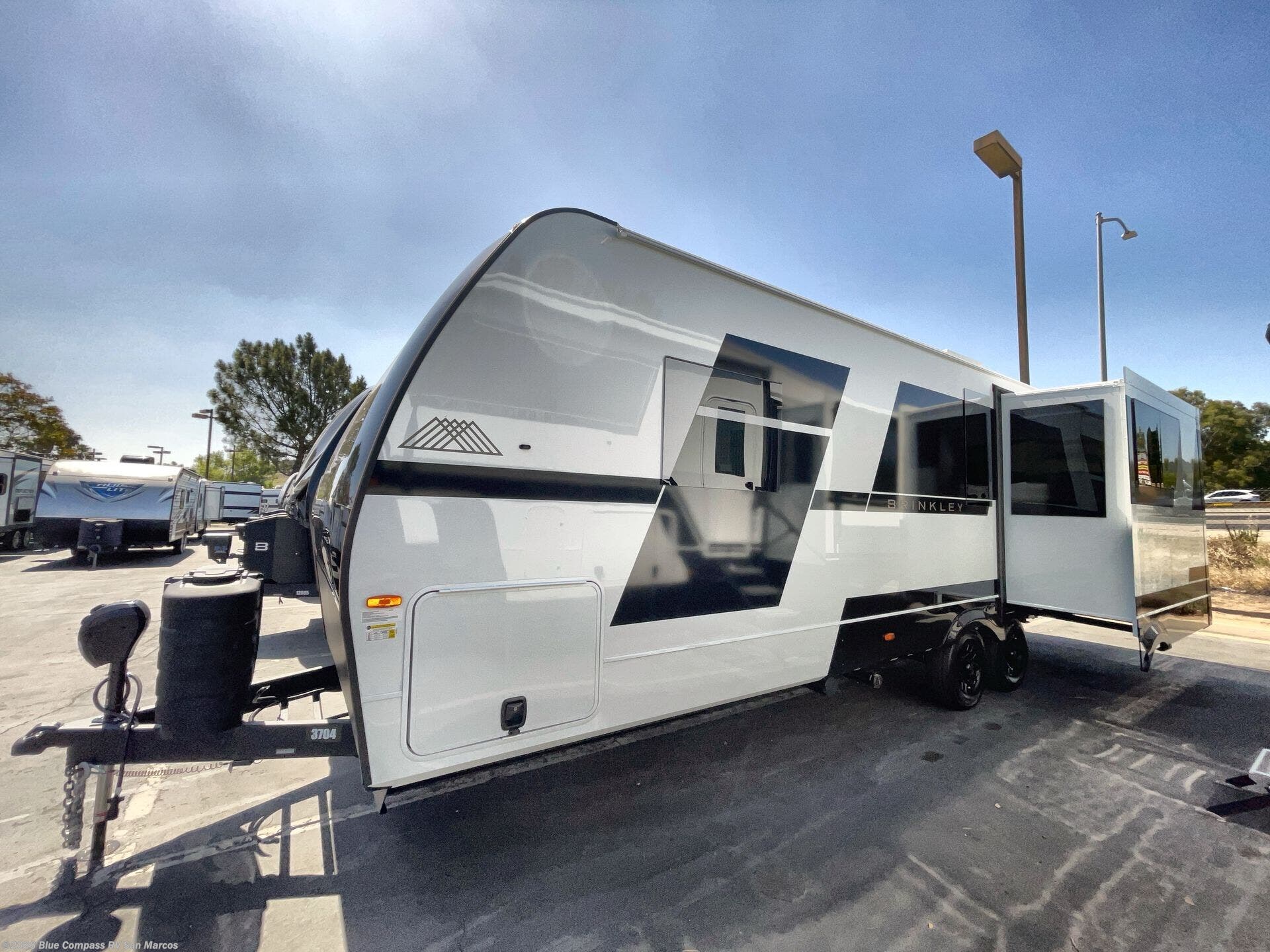 New 2026 Brinkley RV Model I 275 available in San Marcos, California