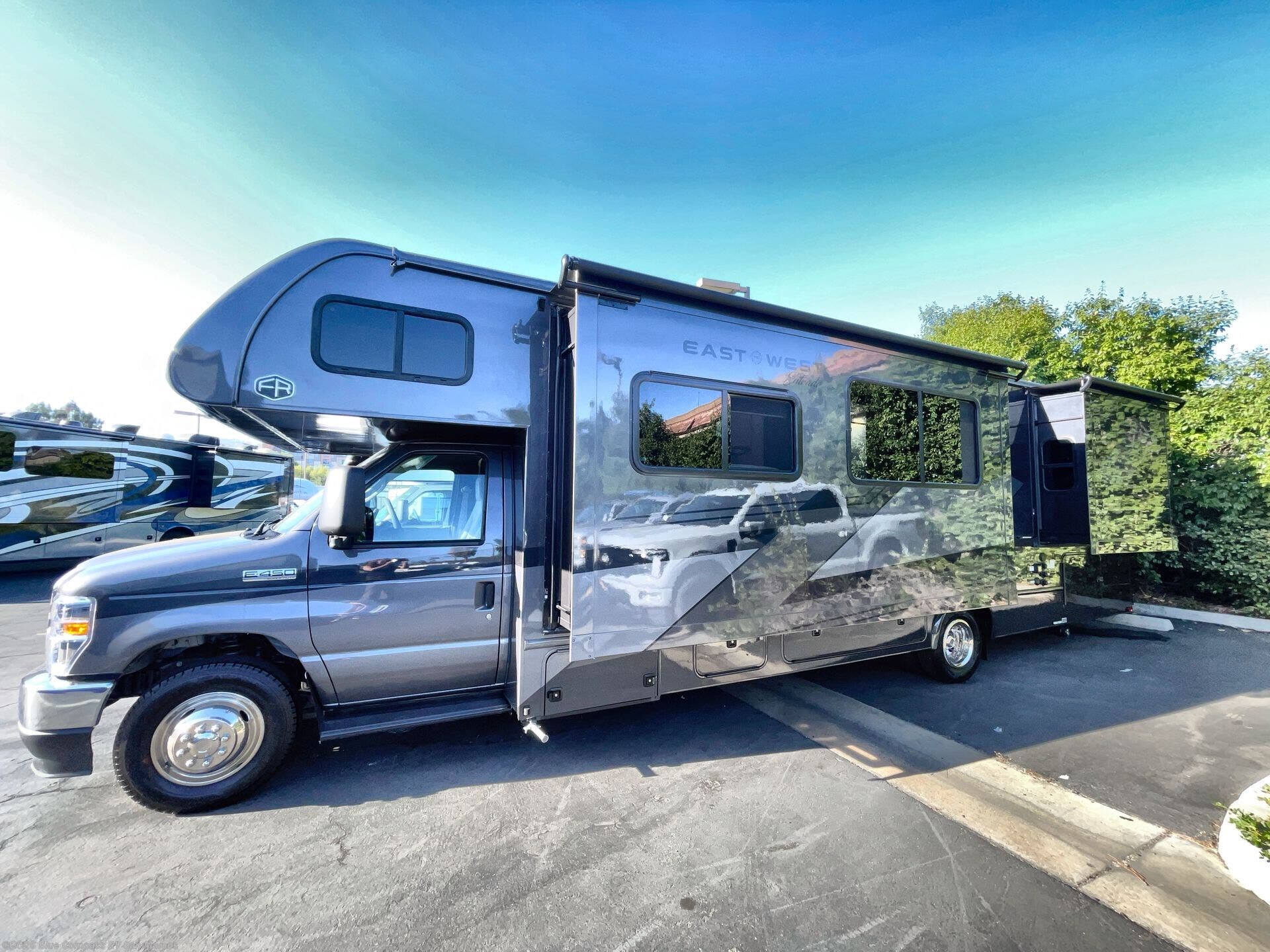 New 2027 East to West Entrada 2950OK available in San Marcos, California