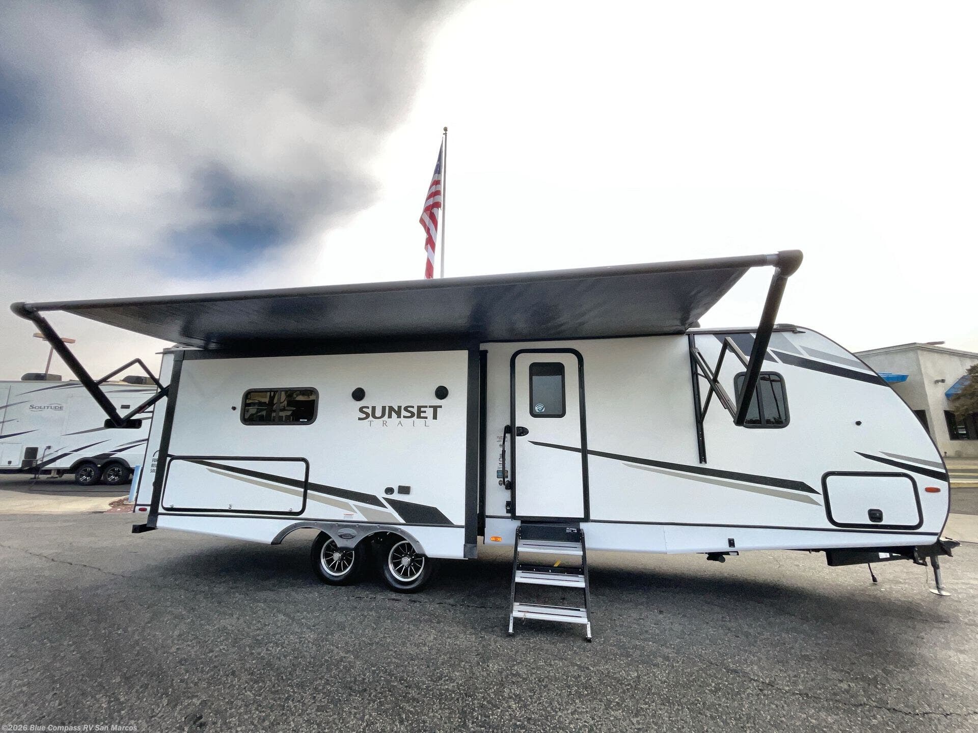 Used 2022 CrossRoads Sunset Trail SS285CK available in San Marcos, California