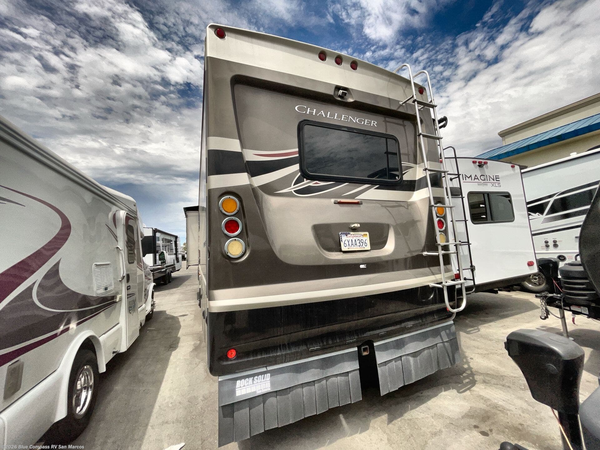 Used 2011 Thor Motor Coach Challenger 37KT available in San Marcos, California