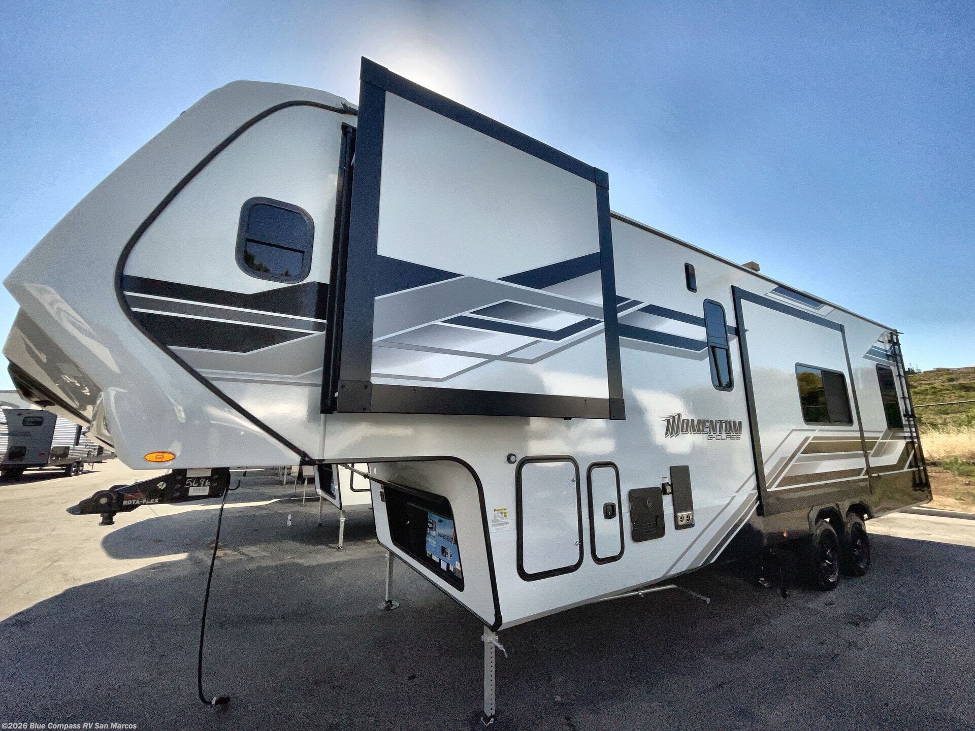 New 2026 Grand Design Momentum G-Class 320G available in San Marcos, California