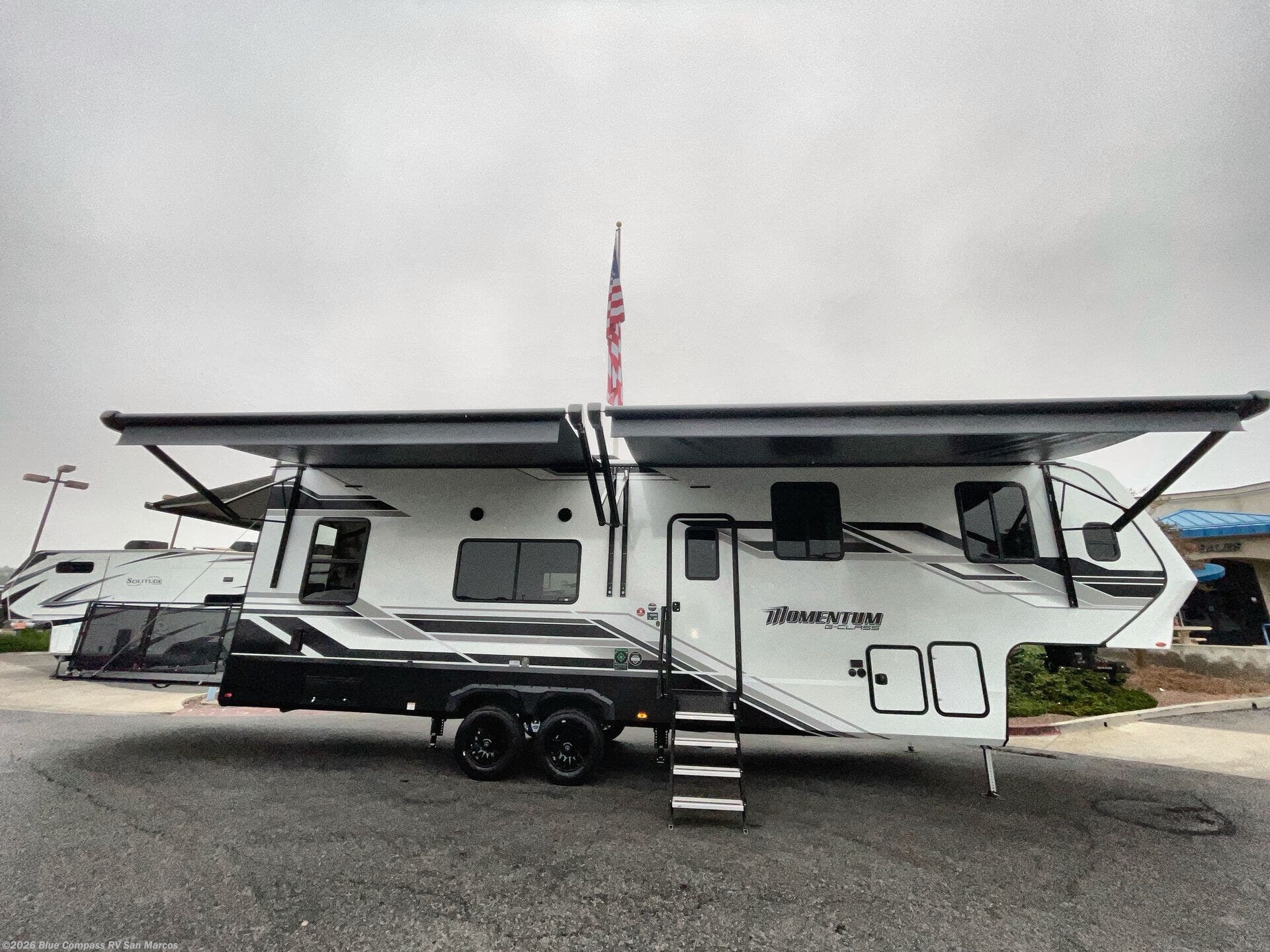 New 2026 Grand Design Momentum G-Class 320G available in San Marcos, California