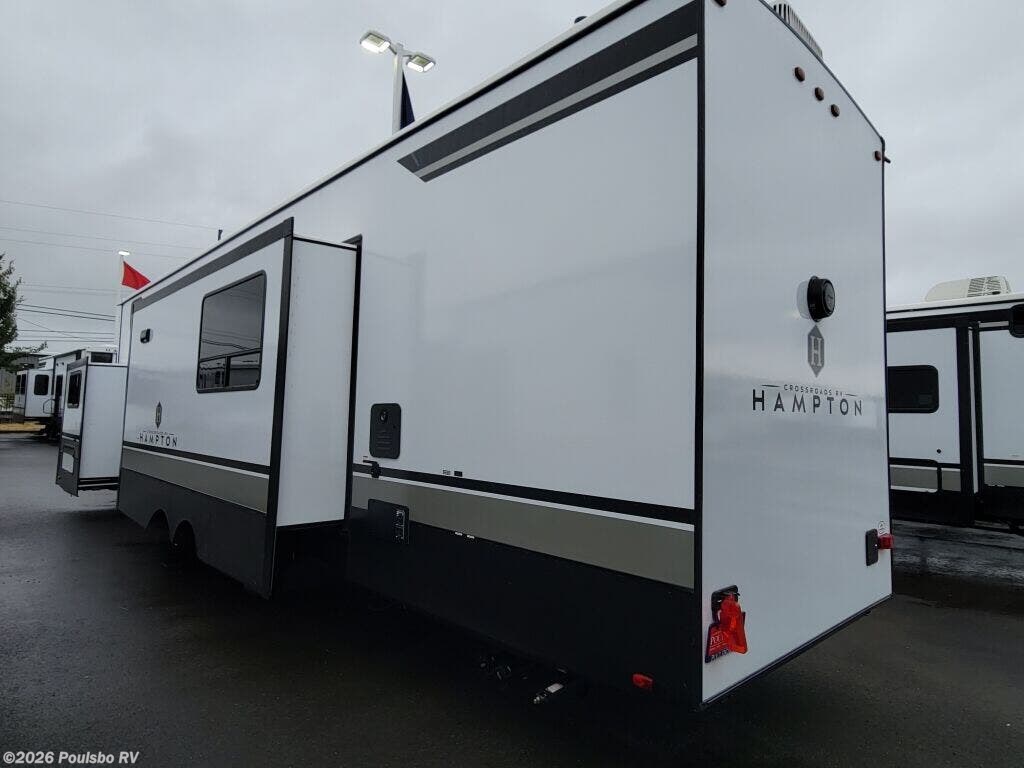 2025 Hampton Hampton by CrossRoads from Poulsbo RV in Mount Vernon, Washington
