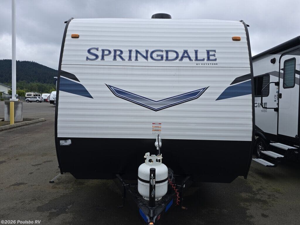 2022 Keystone Springdale Mini 2010BH - Used Travel Trailer For Sale by Poulsbo RV in Mount Vernon, Washington features Awning