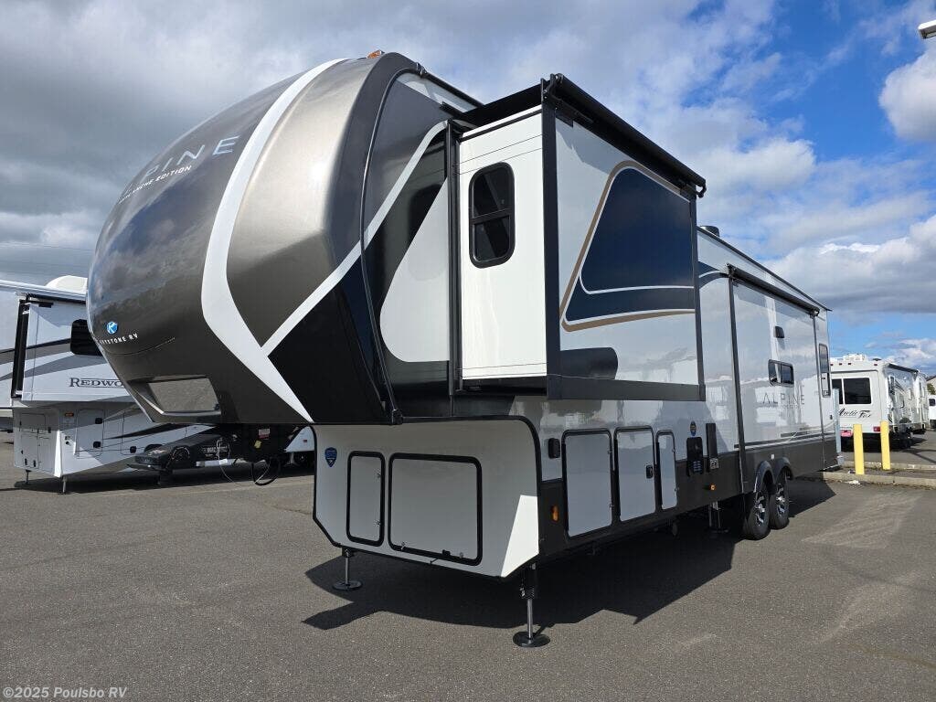 2025 Keystone Alpine Avalanche Edition 321RL - New Fifth Wheel For Sale by Poulsbo RV in Mount Vernon, Washington features Awning