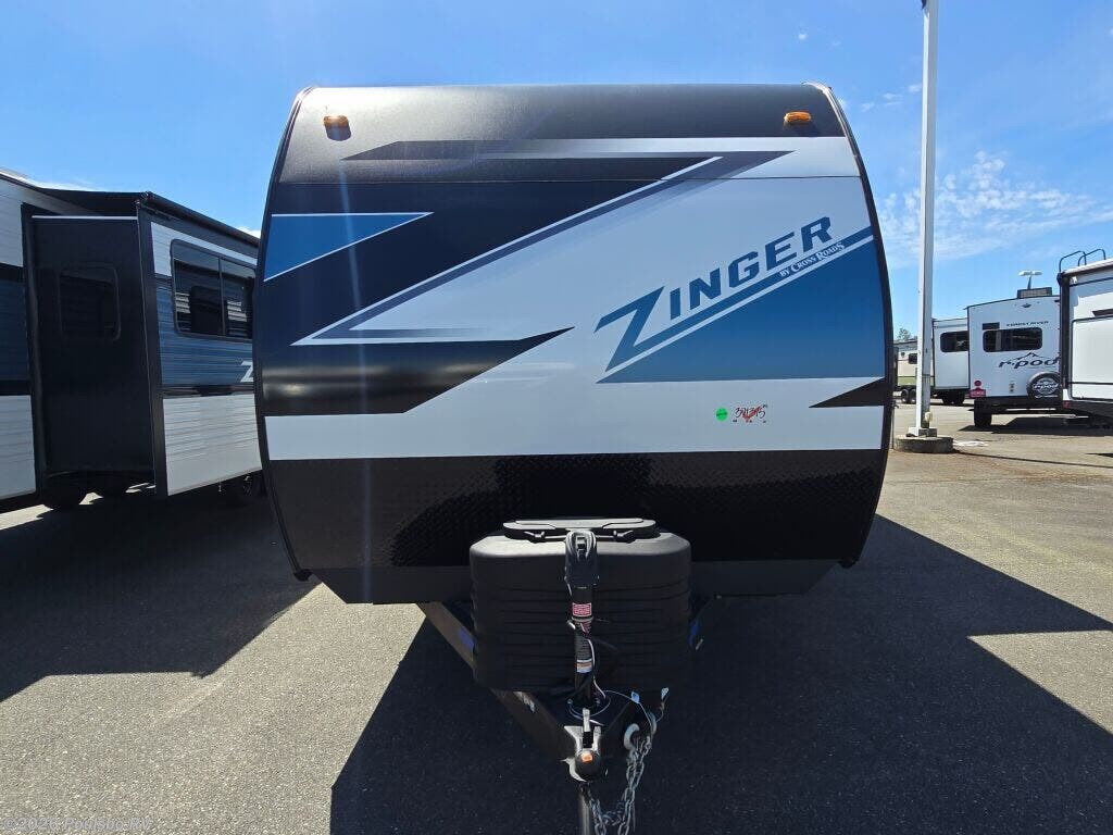 2025 CrossRoads Zinger Zinger - New Travel Trailer For Sale by Poulsbo RV in Mount Vernon, Washington features Awning