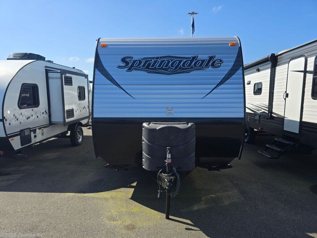 2016 Keystone Springdale Springdale - Used Travel Trailer For Sale by Poulsbo RV in Mount Vernon, Washington features Awning