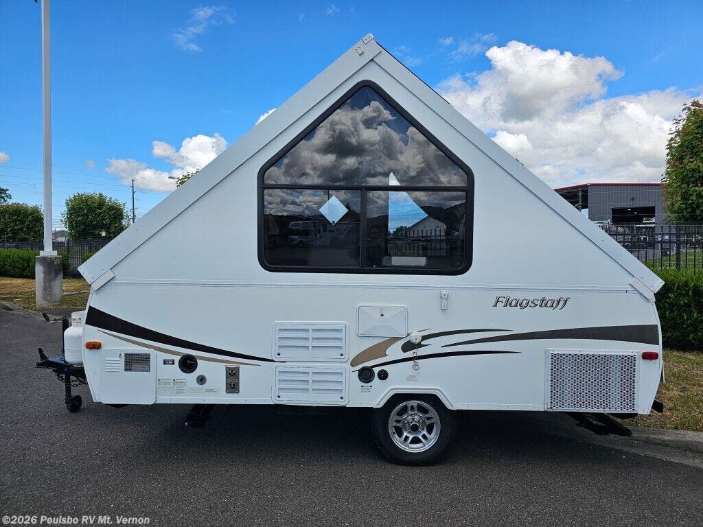 2011 Forest River Flagstaff Flagstaff - Used Travel Trailer For Sale by Poulsbo RV Mt. Vernon in Mount Vernon, Washington