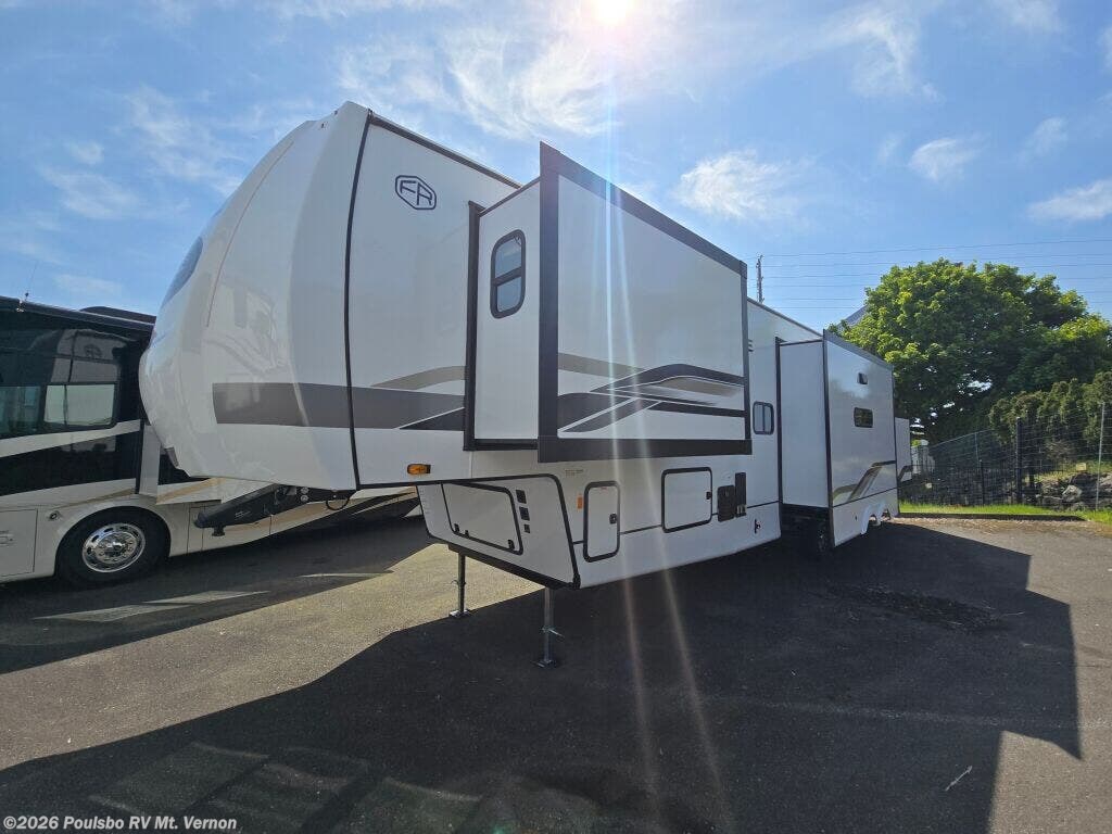 2026 Sabre Sabre by Forest River from Poulsbo RV Mt. Vernon in Mount Vernon, Washington