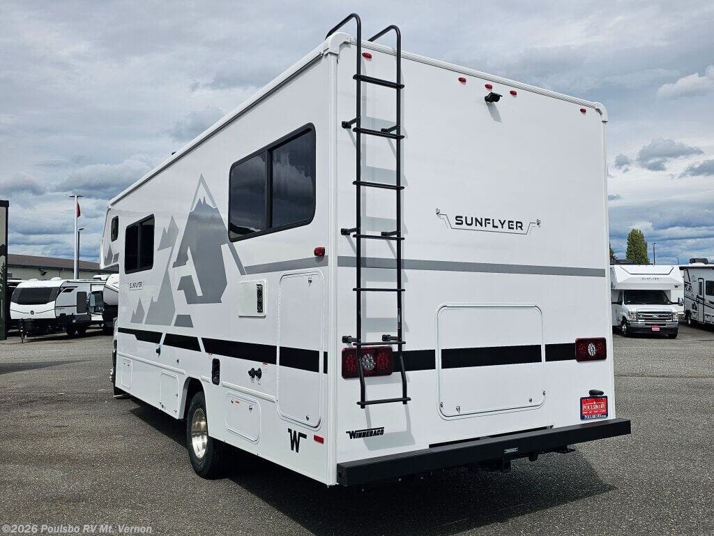 2027 Sunflyer sunflyer by Winnebago from Poulsbo RV Mt. Vernon in Mount Vernon, Washington