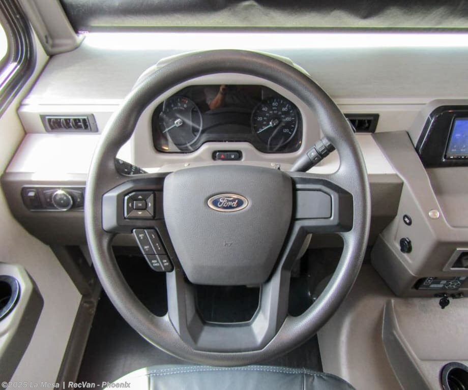 2025 Vista WFE29V by Winnebago from La Mesa | RecVan - Phoenix  in Phoenix, Arizona