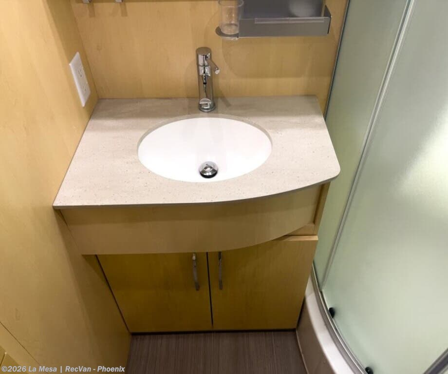 2022 Leisure Travel Unity U24MB RV for Sale in Phoenix, AZ 85035