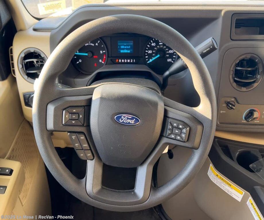 2026 Chateau 28Z by Thor Motor Coach from La Mesa | RecVan - Phoenix  in Phoenix, Arizona