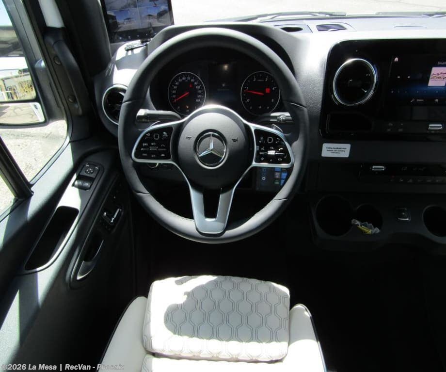 2025 Heritage MD2-HER-AWD by Midwest from La Mesa | RecVan - Phoenix  in Phoenix, Arizona