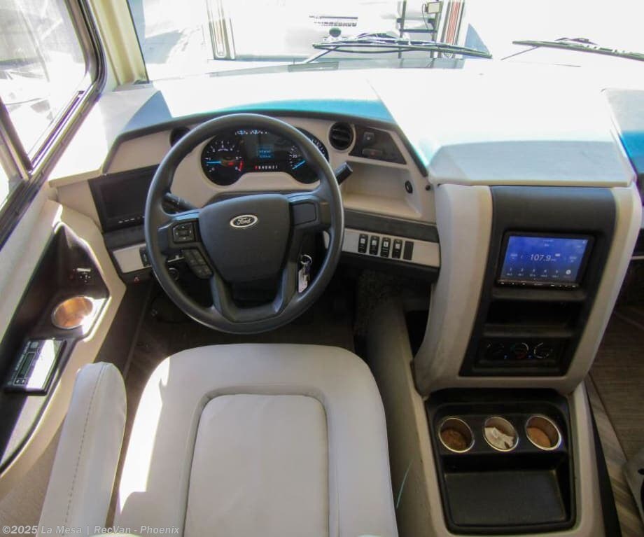 2022 Fleetwood Bounder 35K - Used Class A For Sale by La Mesa | RecVan - Phoenix  in Phoenix, Arizona