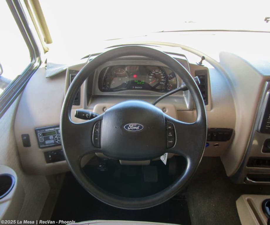 2020 Adventurer 36Z by Winnebago from La Mesa | RecVan - Phoenix  in Phoenix, Arizona