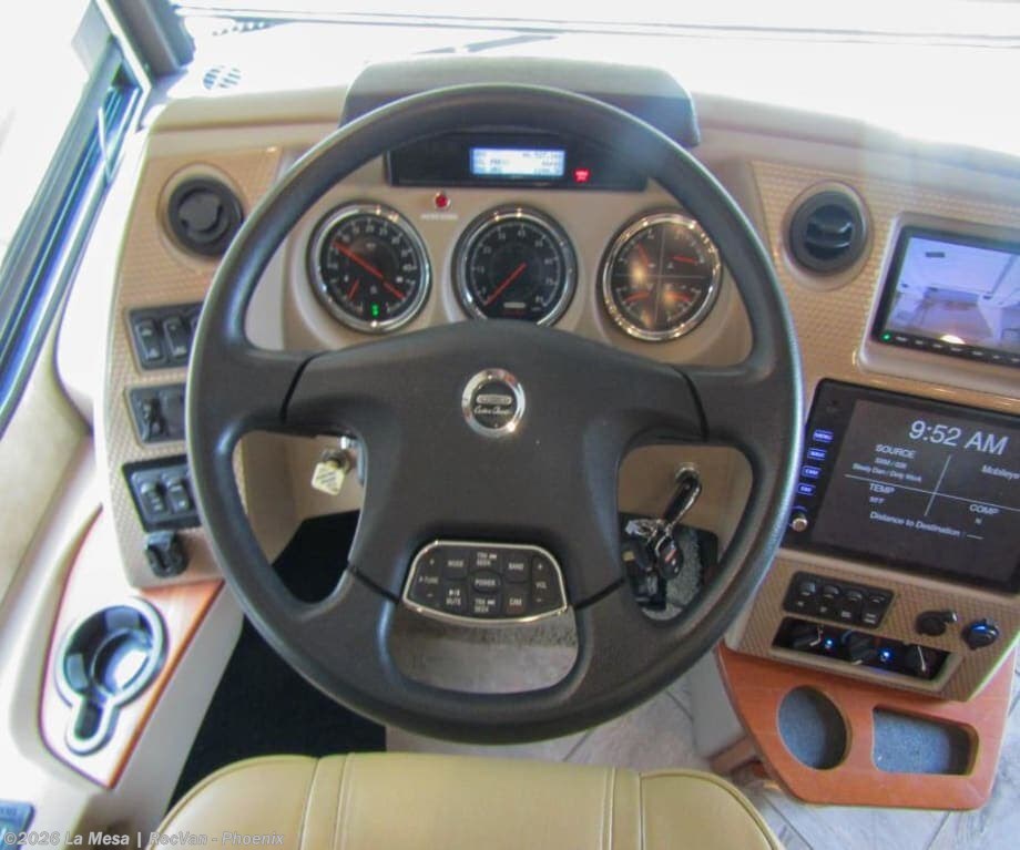 2017 Journey 40R by Winnebago from La Mesa | RecVan - Phoenix  in Phoenix, Arizona