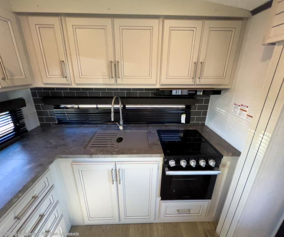 2024 Cougar 25MLE by Keystone from La Mesa | RecVan - Phoenix  in Phoenix, Arizona