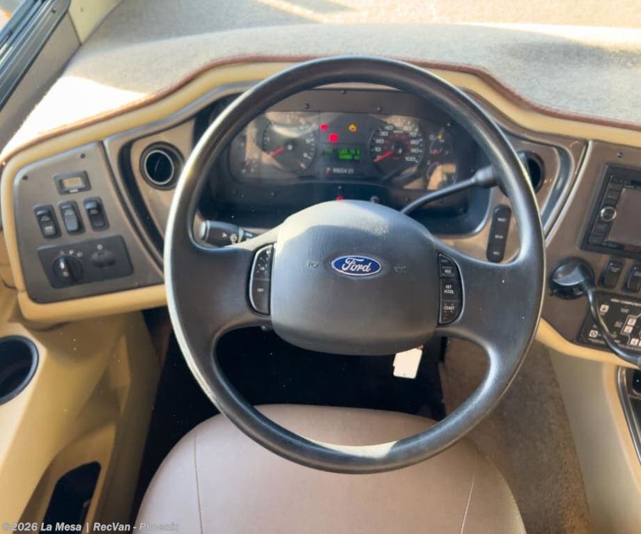 2018 OPEN ROAD 36UA by Tiffin from La Mesa | RecVan - Phoenix  in Phoenix, Arizona