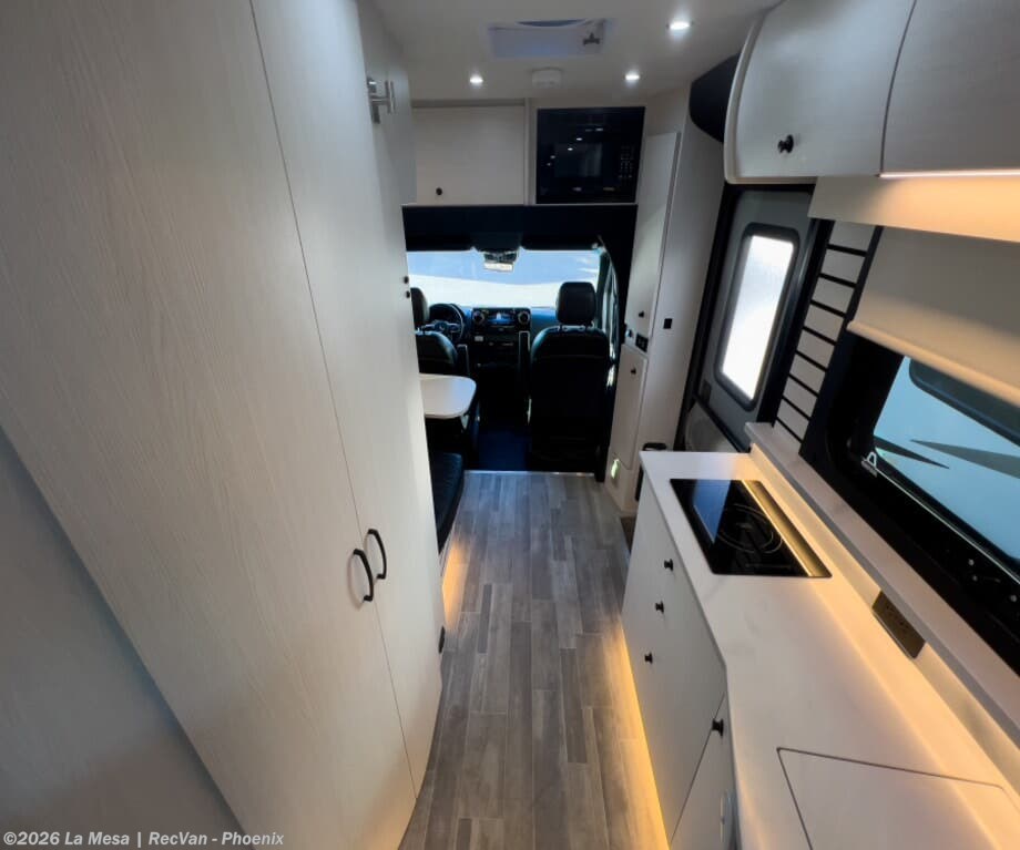 Used 2025 Pleasure-Way Plateau XLRB available in Phoenix, Arizona