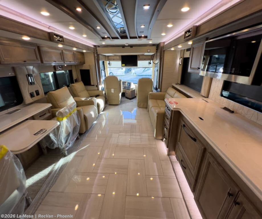 New 2026 Tiffin Phaeton 37BH available in Phoenix, Arizona