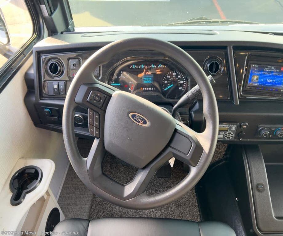 2026 Flair 29M by Fleetwood from La Mesa | RecVan - Phoenix  in Phoenix, Arizona