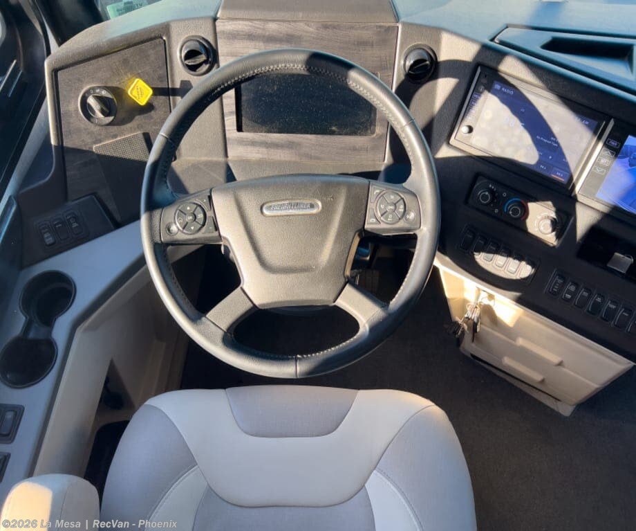 2023 Dutch Star 3717 by Newmar from La Mesa | RecVan - Phoenix  in Phoenix, Arizona