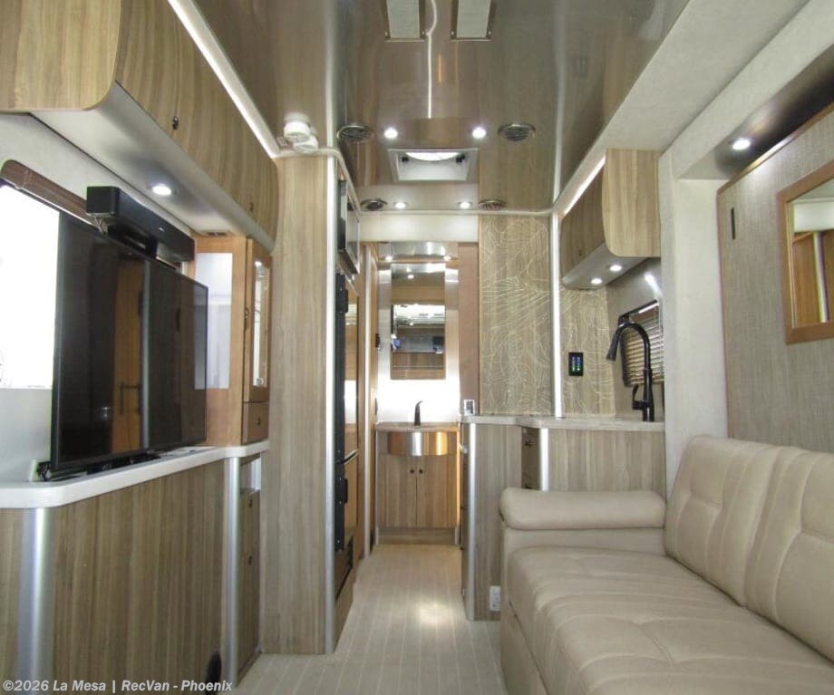 Used 2019 Airstream Atlas TOMMY BAHAMA MURPHY SUITE-TB available in Phoenix, Arizona