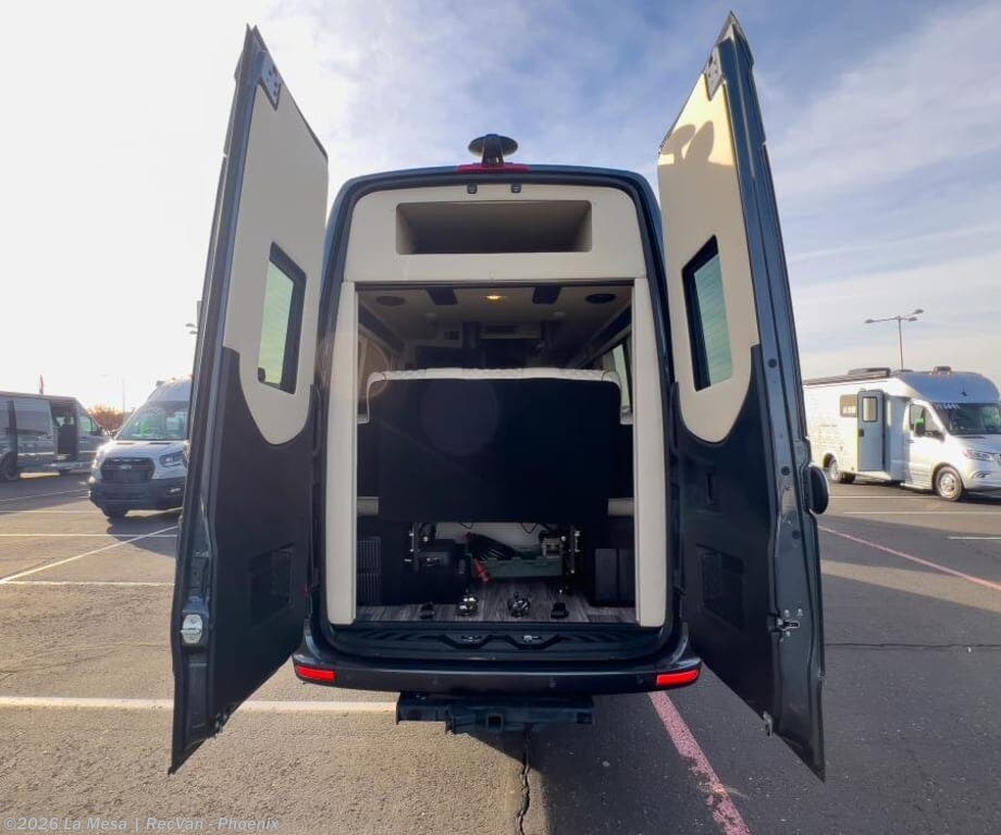 2025 Midwest PASSAGE MD4-AWD - Used Class B For Sale by La Mesa | RecVan - Phoenix  in Phoenix, Arizona