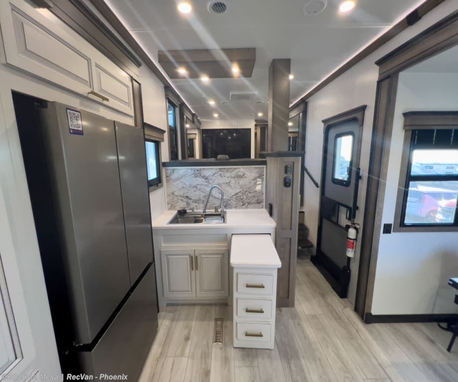 2026 Keystone Montana 3941FO - Used Fifth Wheel For Sale by La Mesa | RecVan - Phoenix  in Phoenix, Arizona