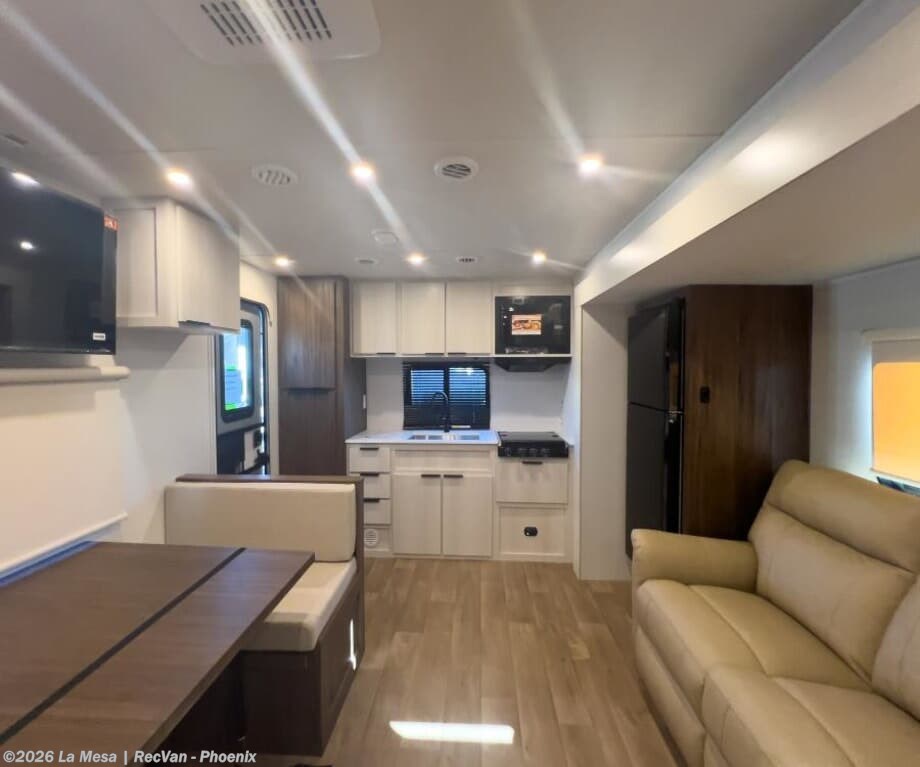 2026 Winnebago Access 25RK - New Travel Trailer For Sale by La Mesa | RecVan - Phoenix  in Phoenix, Arizona