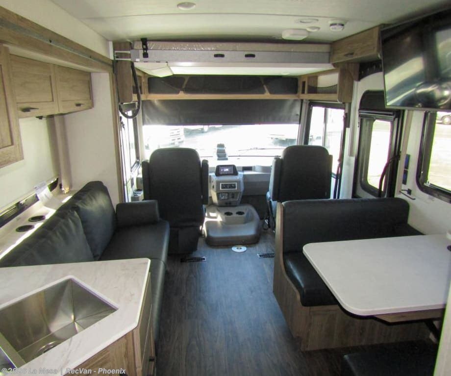 New 2026 Winnebago Vista WFE29V available in Phoenix, Arizona