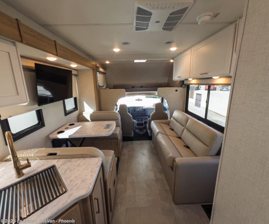 New 2026 Thor Motor Coach Chateau 28Z-PP available in Phoenix, Arizona
