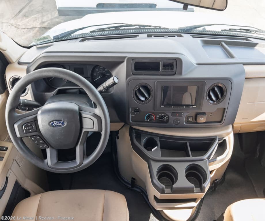 2027 Thor Motor Coach Chateau 19X - New Class C For Sale by La Mesa | RecVan - Phoenix  in Phoenix, Arizona