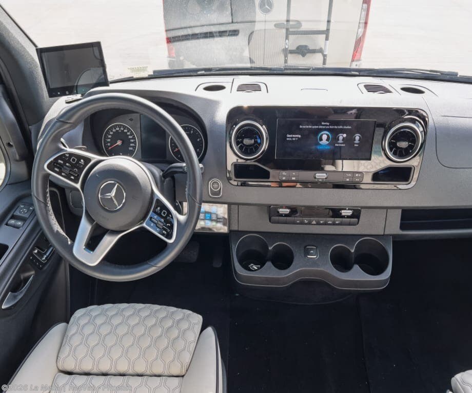 2025 Heritage MD2 AWD by Midwest from La Mesa | RecVan - Phoenix  in Phoenix, Arizona