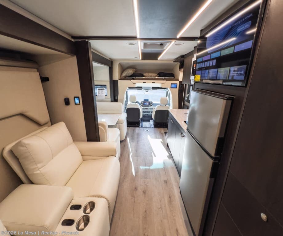 New 2027 Tiffin Wayfarer 25RW available in Phoenix, Arizona