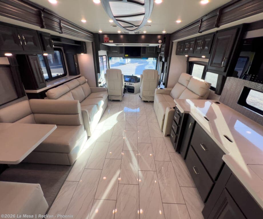 New 2026 Fleetwood Discovery 38W available in Phoenix, Arizona