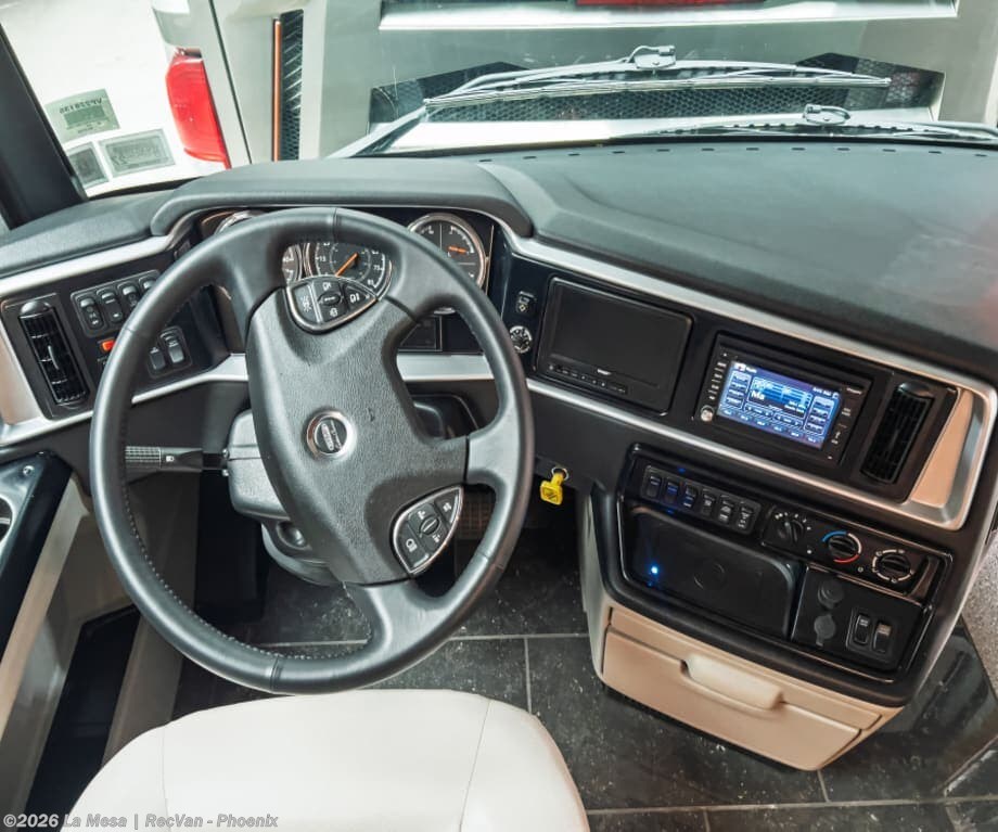 2018 Newmar Ventana 4310 - Used Class A For Sale by La Mesa | RecVan - Phoenix  in Phoenix, Arizona