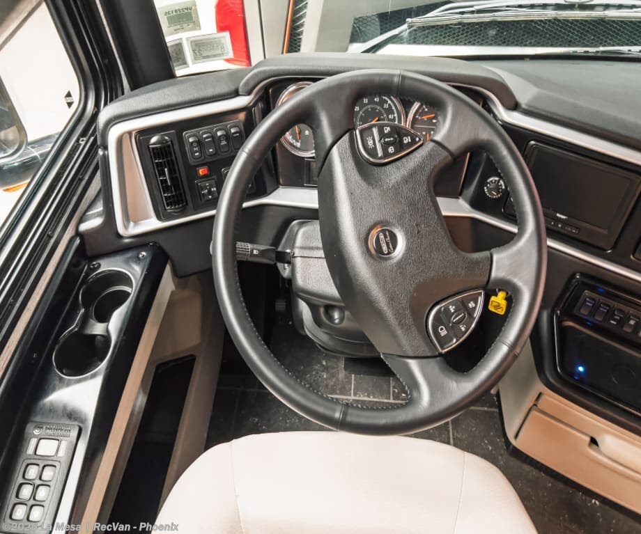 2018 Ventana 4310 by Newmar from La Mesa | RecVan - Phoenix  in Phoenix, Arizona