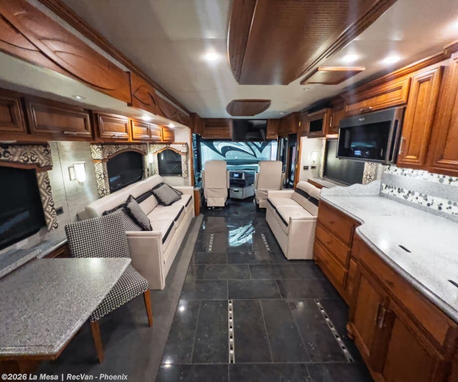 Used 2018 Newmar Ventana 4310 available in Phoenix, Arizona