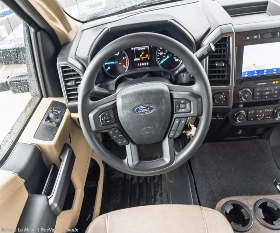 2021 Omni 4X4 SV34 4X4 by Thor Motor Coach from La Mesa | RecVan - Phoenix  in Phoenix, Arizona