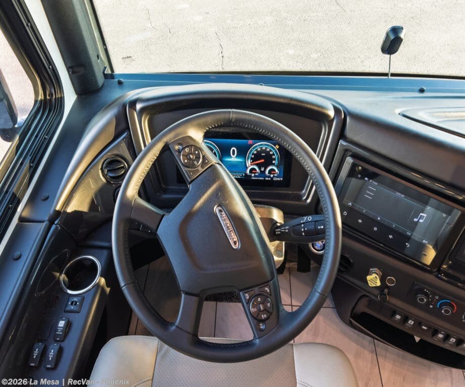 2027 Discovery LXE 40M-LXE by Fleetwood from La Mesa | RecVan - Phoenix  in Phoenix, Arizona