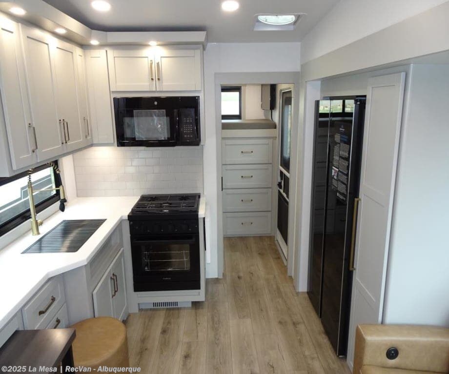 2026 Brinkley RV Model Z 2810 - New Fifth Wheel For Sale by La Mesa | RecVan - Albuquerque in Albuquerque, New Mexico