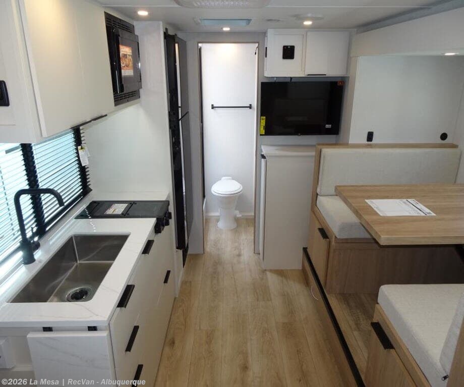 2026 Winnebago MICRO MINNIE-TT 2108TB - New Travel Trailer For Sale by La Mesa | RecVan - Albuquerque in Albuquerque, New Mexico